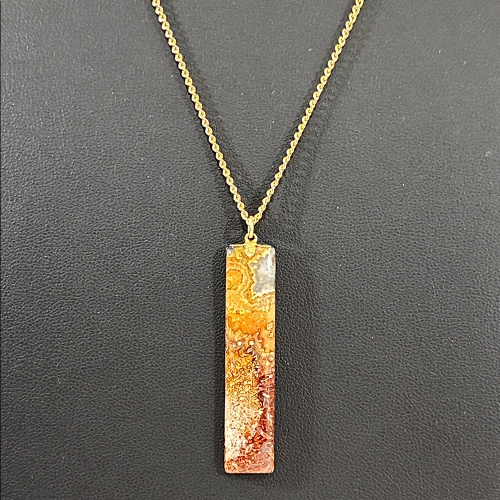 Plume Agate Natural Stone 2” Long Pendant Gold Tone Necklace